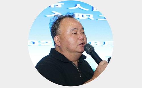 500朱秀龙.jpg