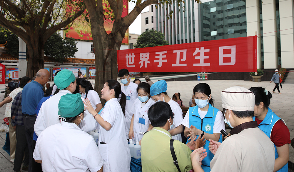 官网1.jpg